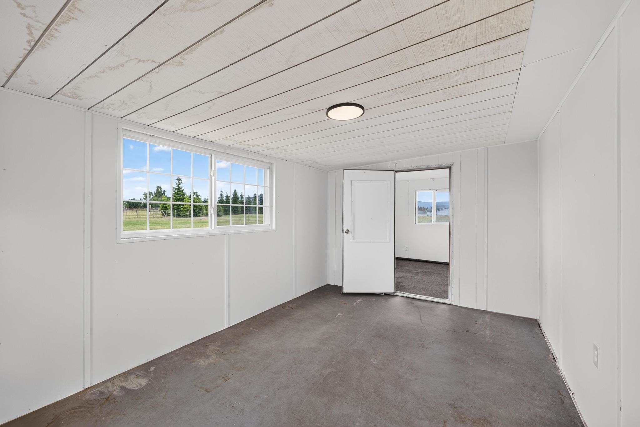 10215 E Day Mt Spokane Rd - Photo 12
