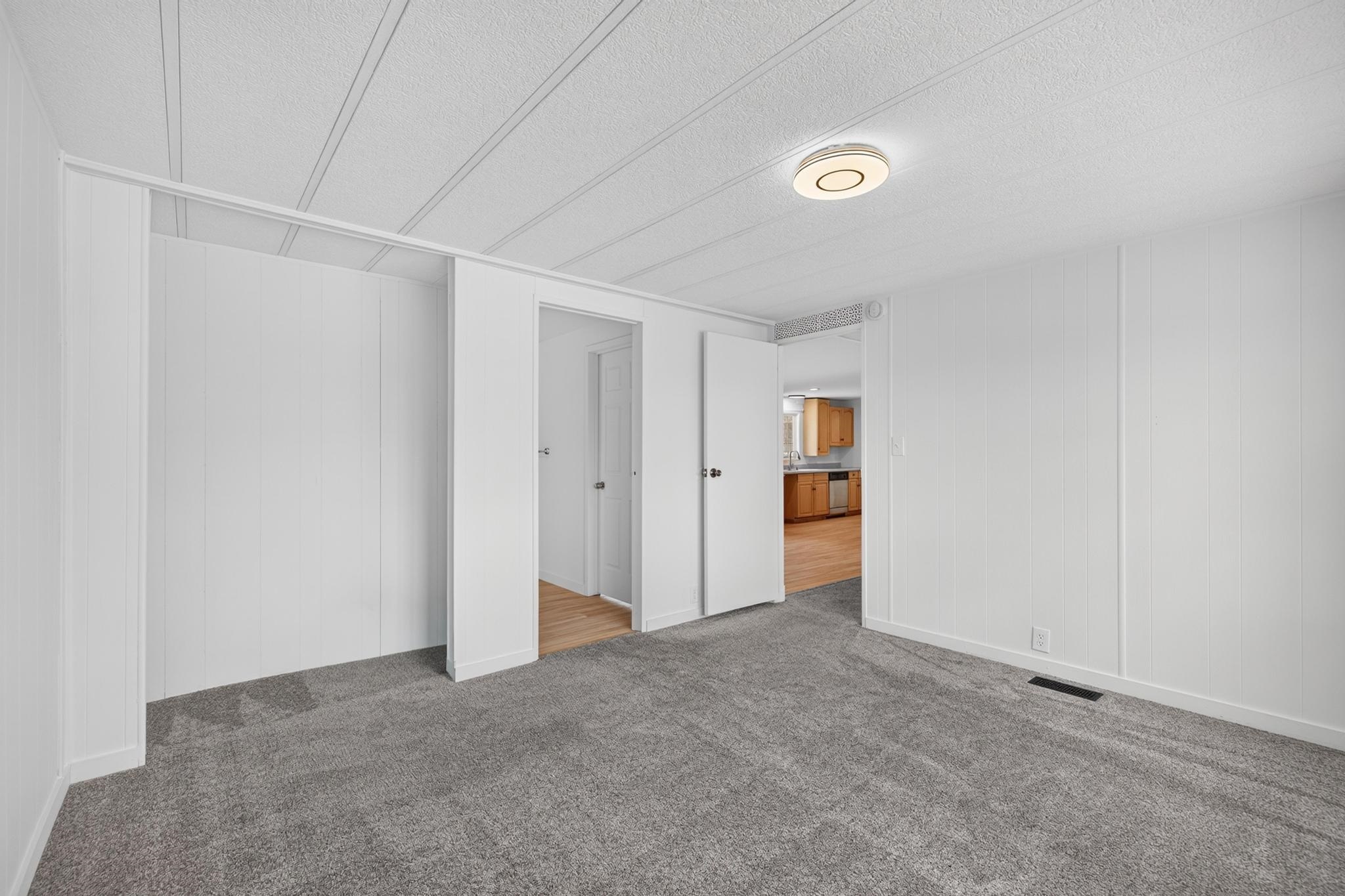 10215 E Day Mt Spokane Rd - Photo 19