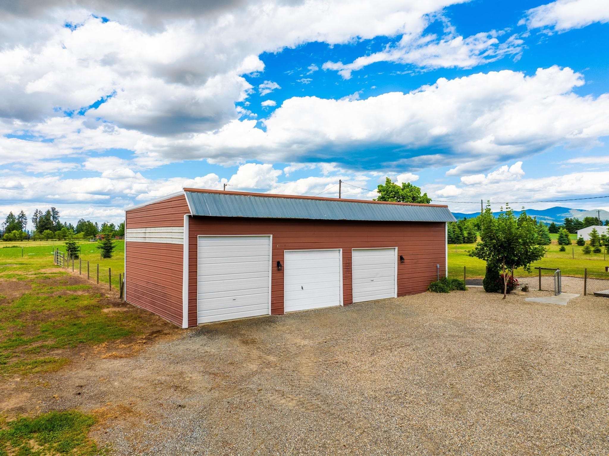 10215 E Day Mt Spokane Rd - Photo 33