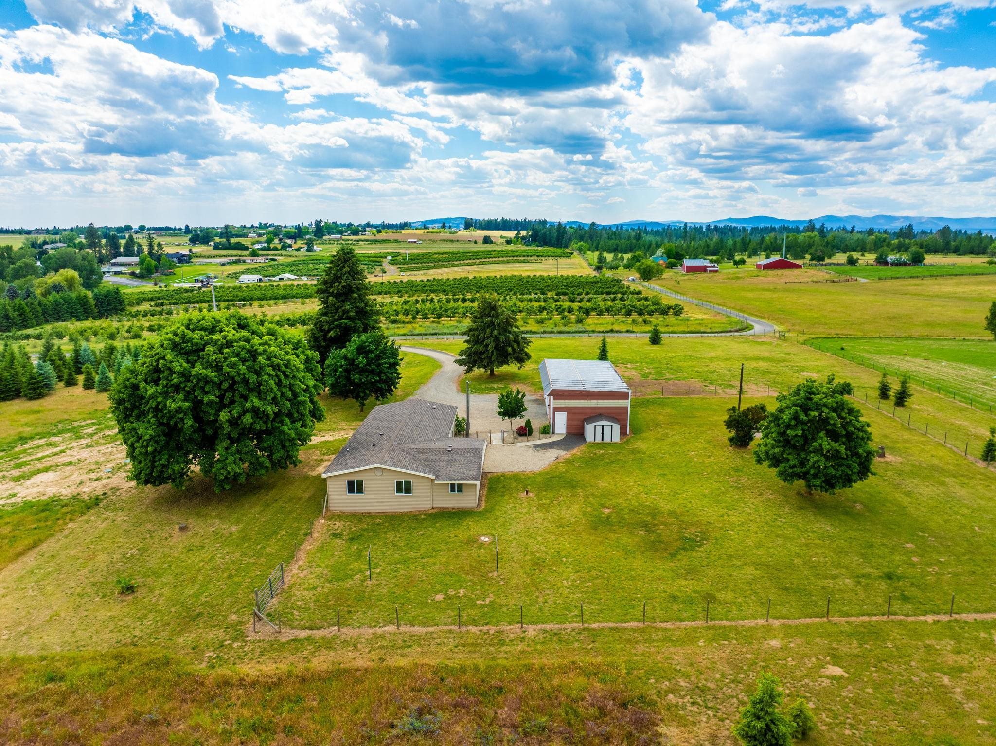 10215 E Day Mt Spokane Rd - Photo 41
