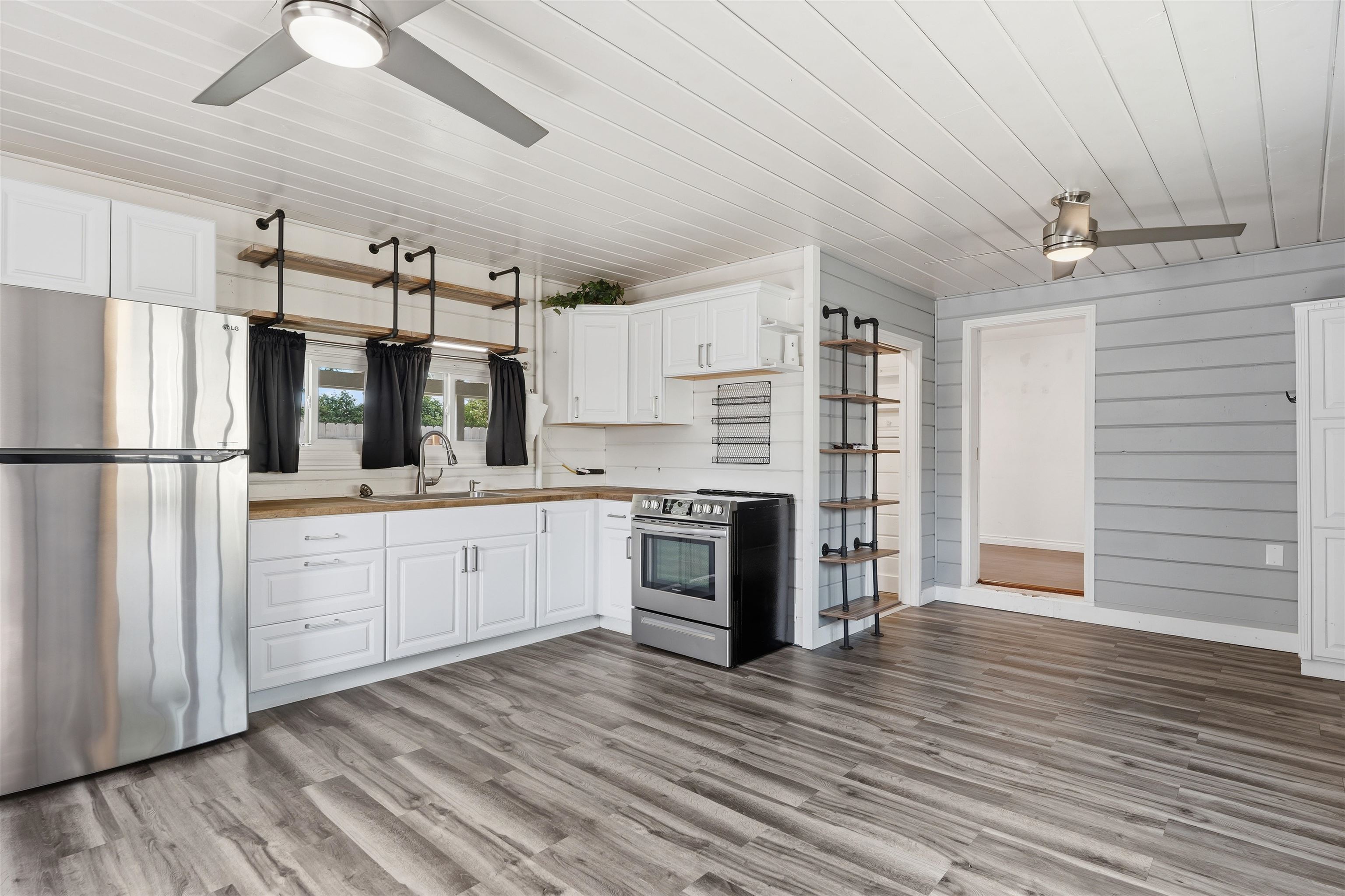 4029 N Willow Rd - Photo 9
