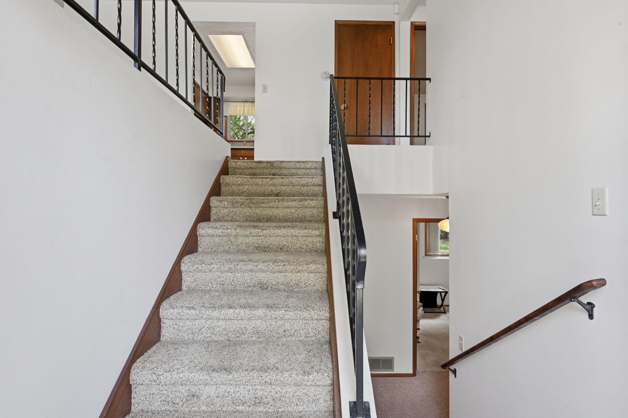 2306 E 37th Ave - Photo 19