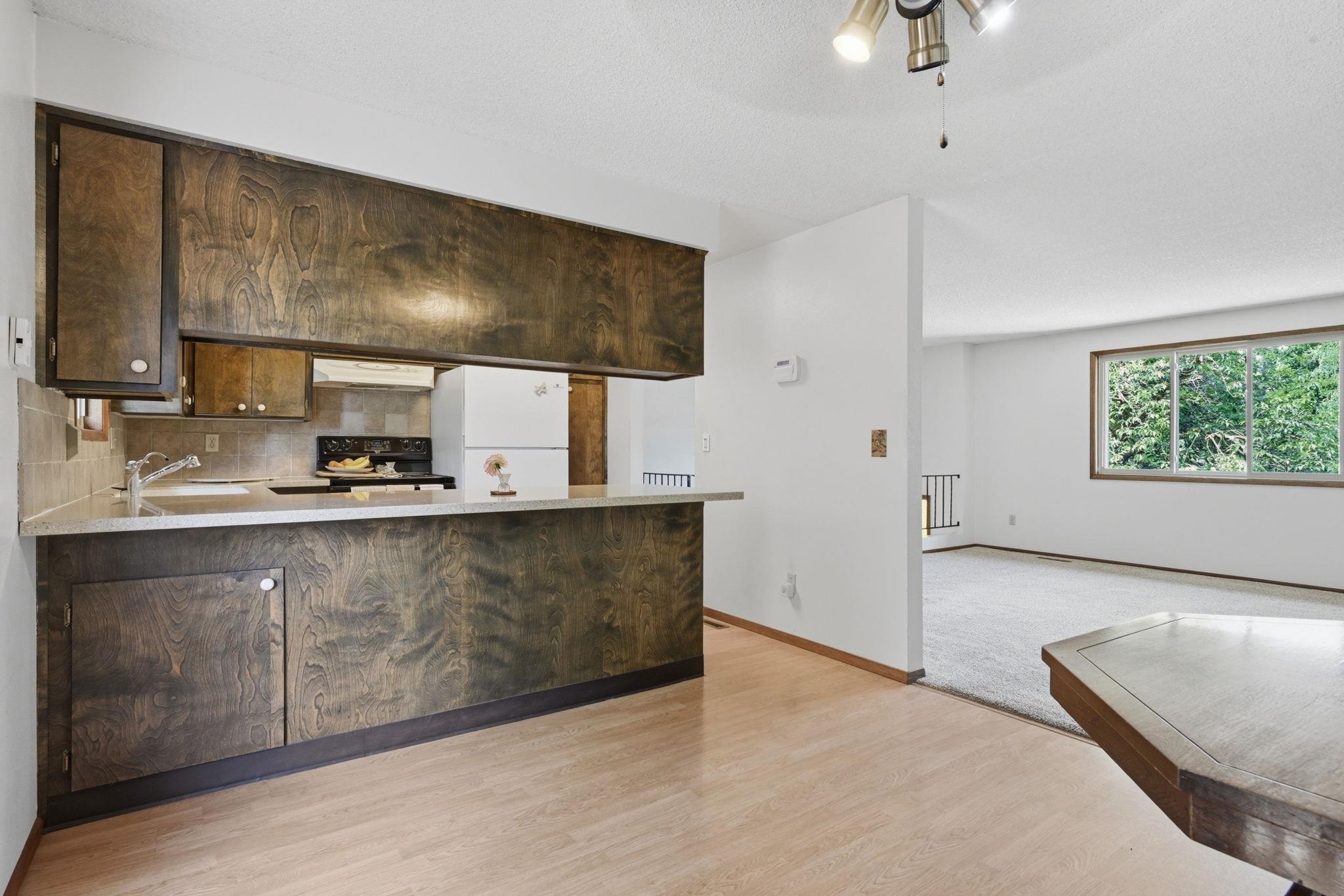 2306 E 37th Ave - Photo 12