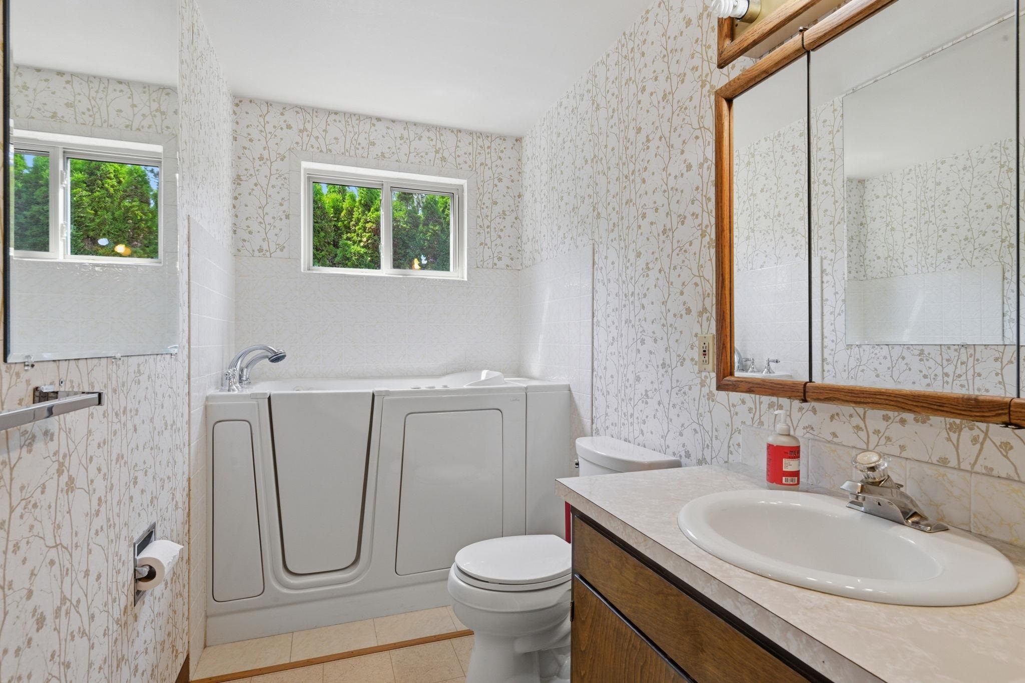 2306 E 37th Ave - Photo 13