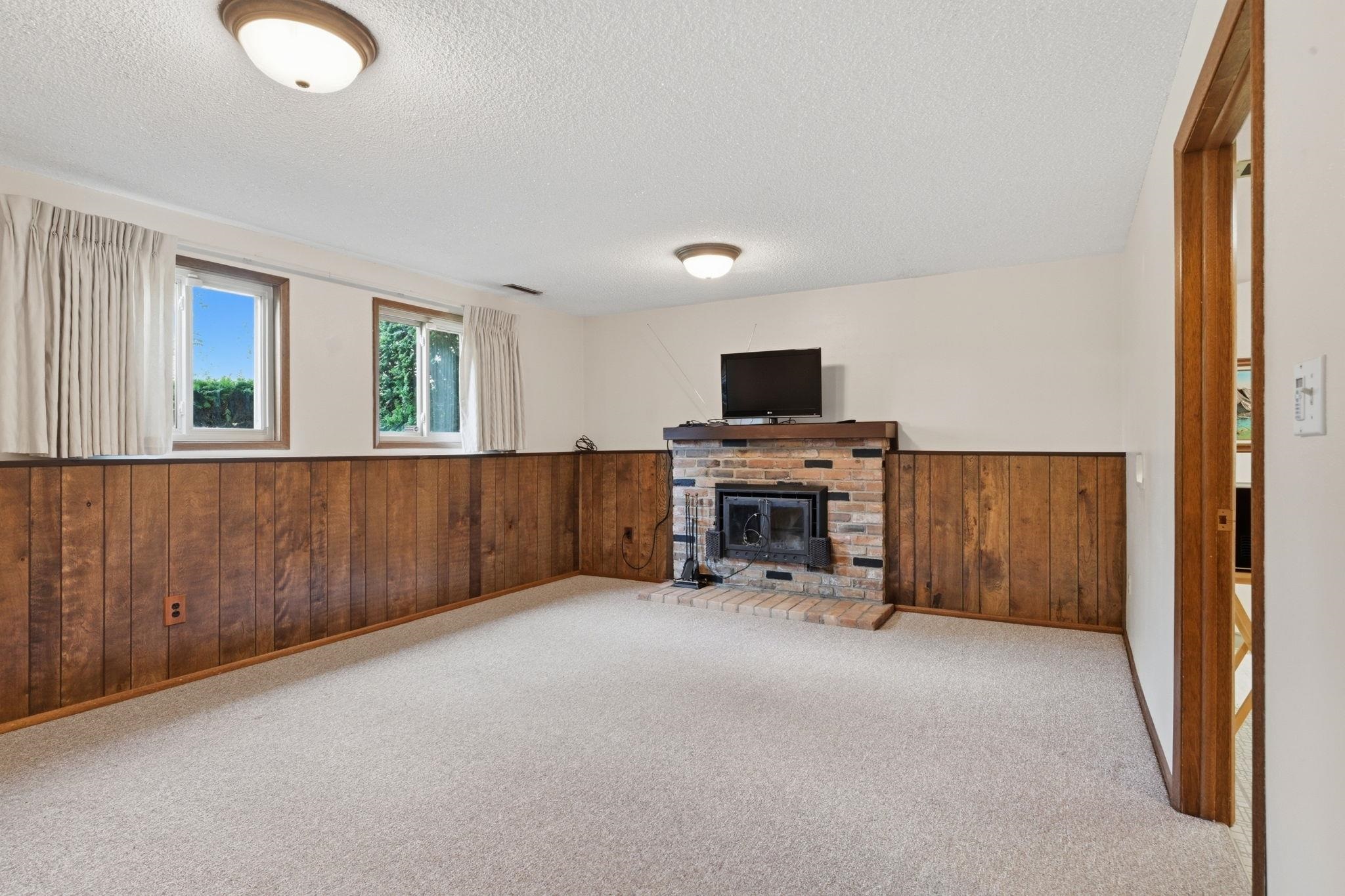 2306 E 37th Ave - Photo 21