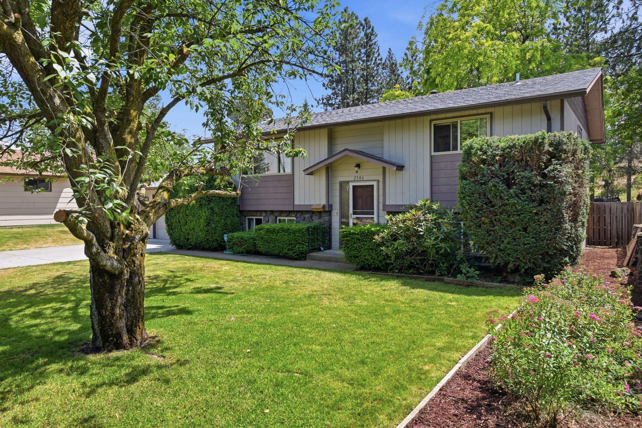 2306 E 37th Ave - Photo 38