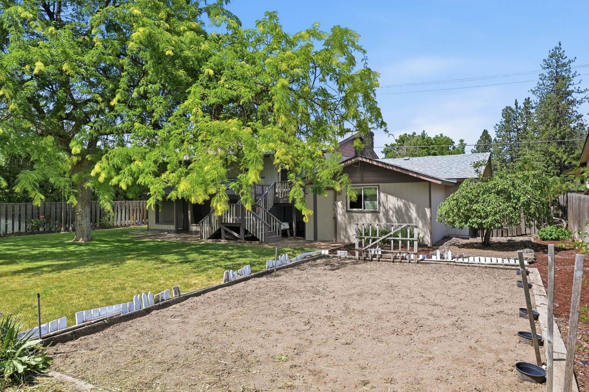 2306 E 37th Ave - Photo 34