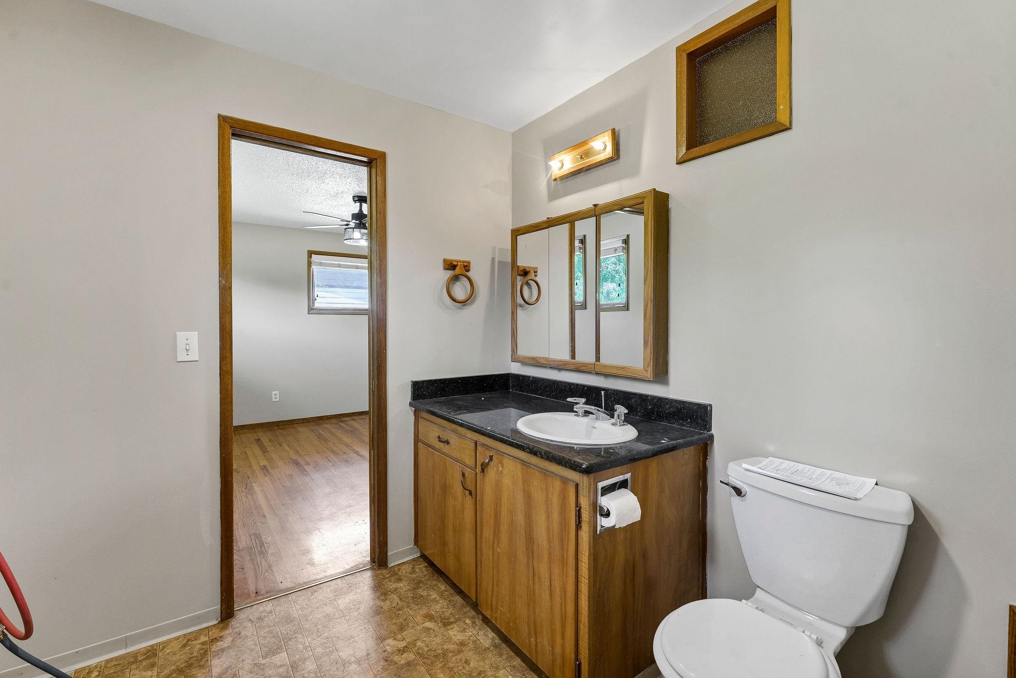 11807 E 16th Ave - Photo 12