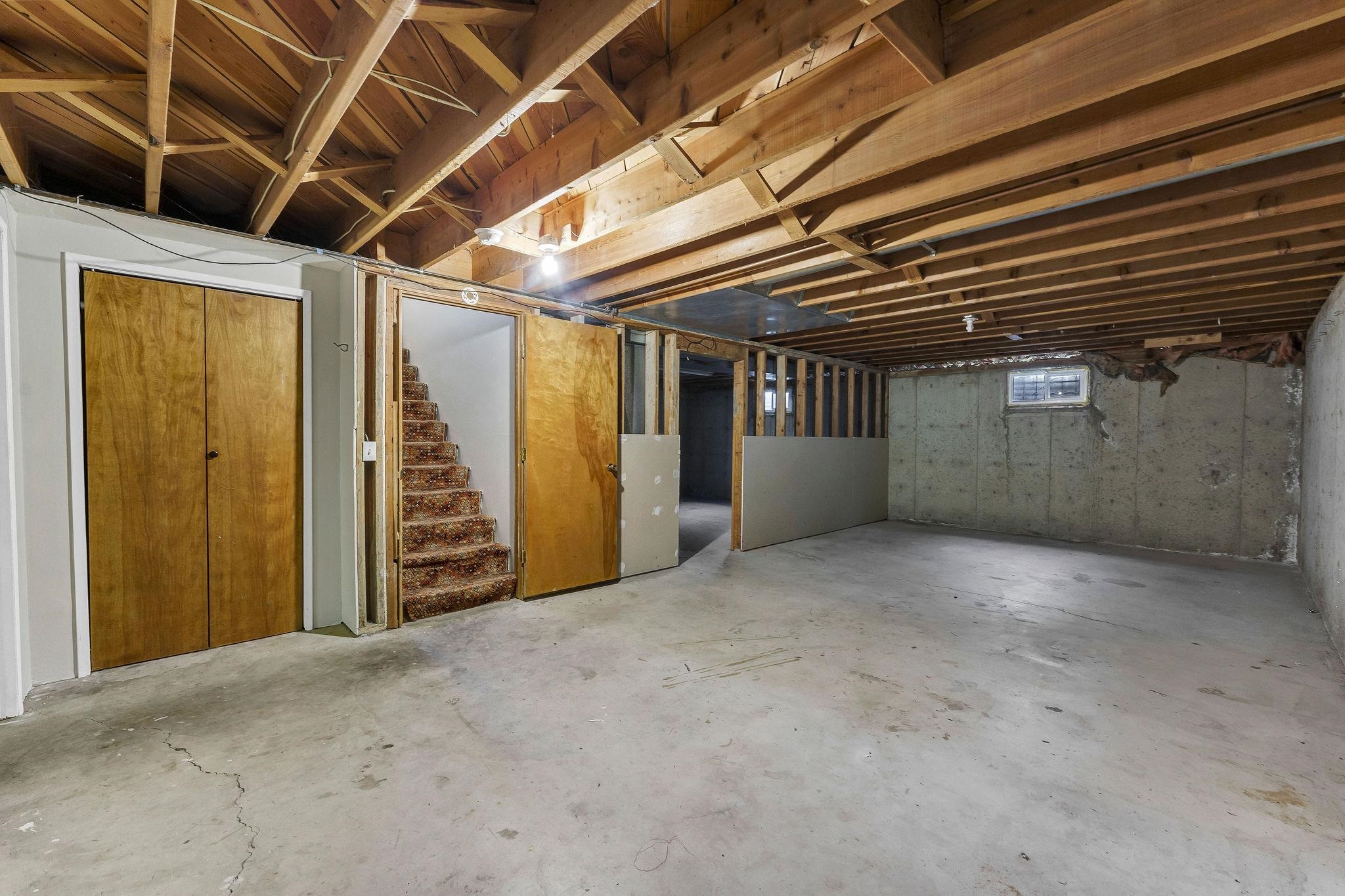 11807 E 16th Ave - Photo 23