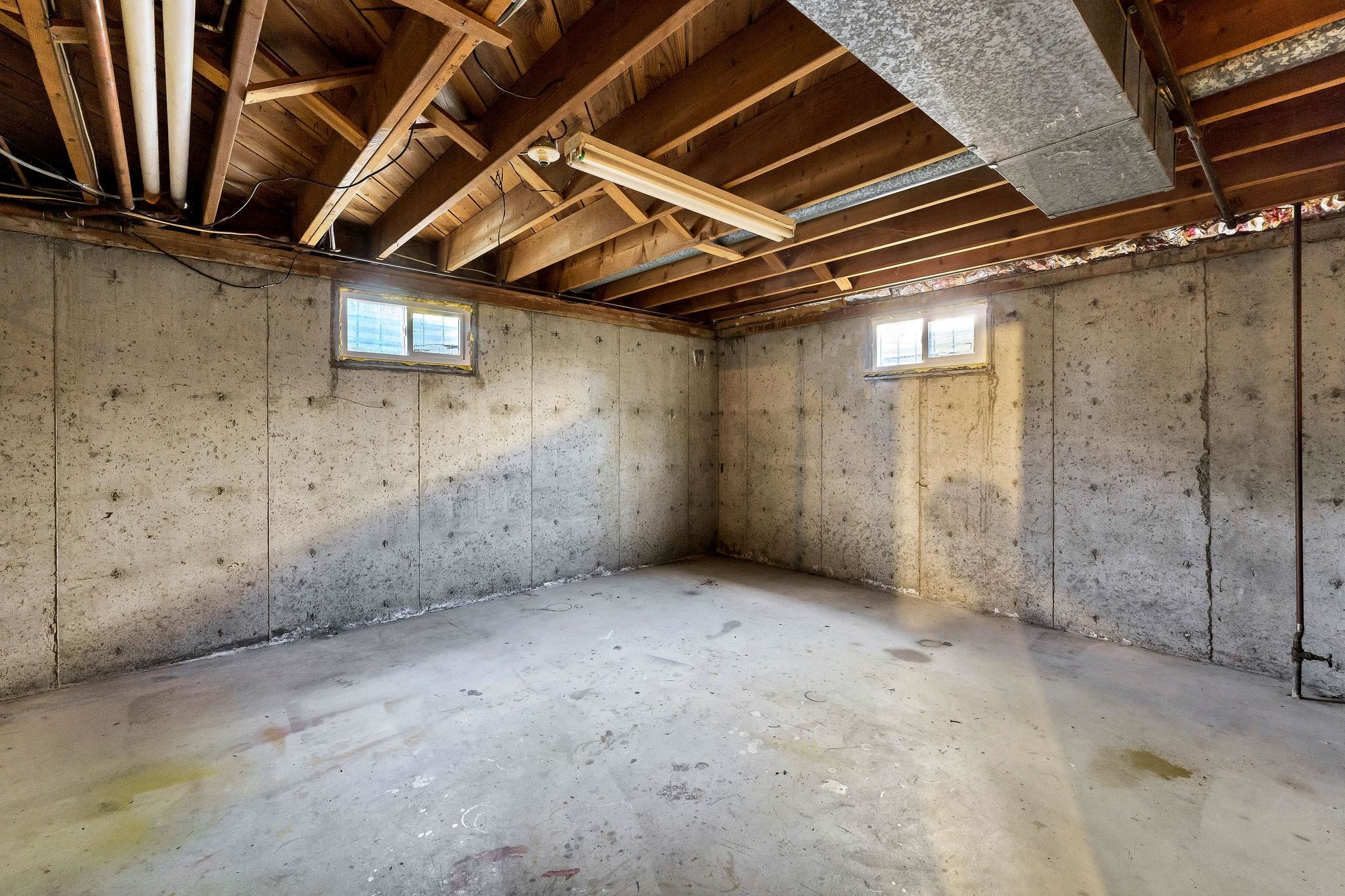 11807 E 16th Ave - Photo 26