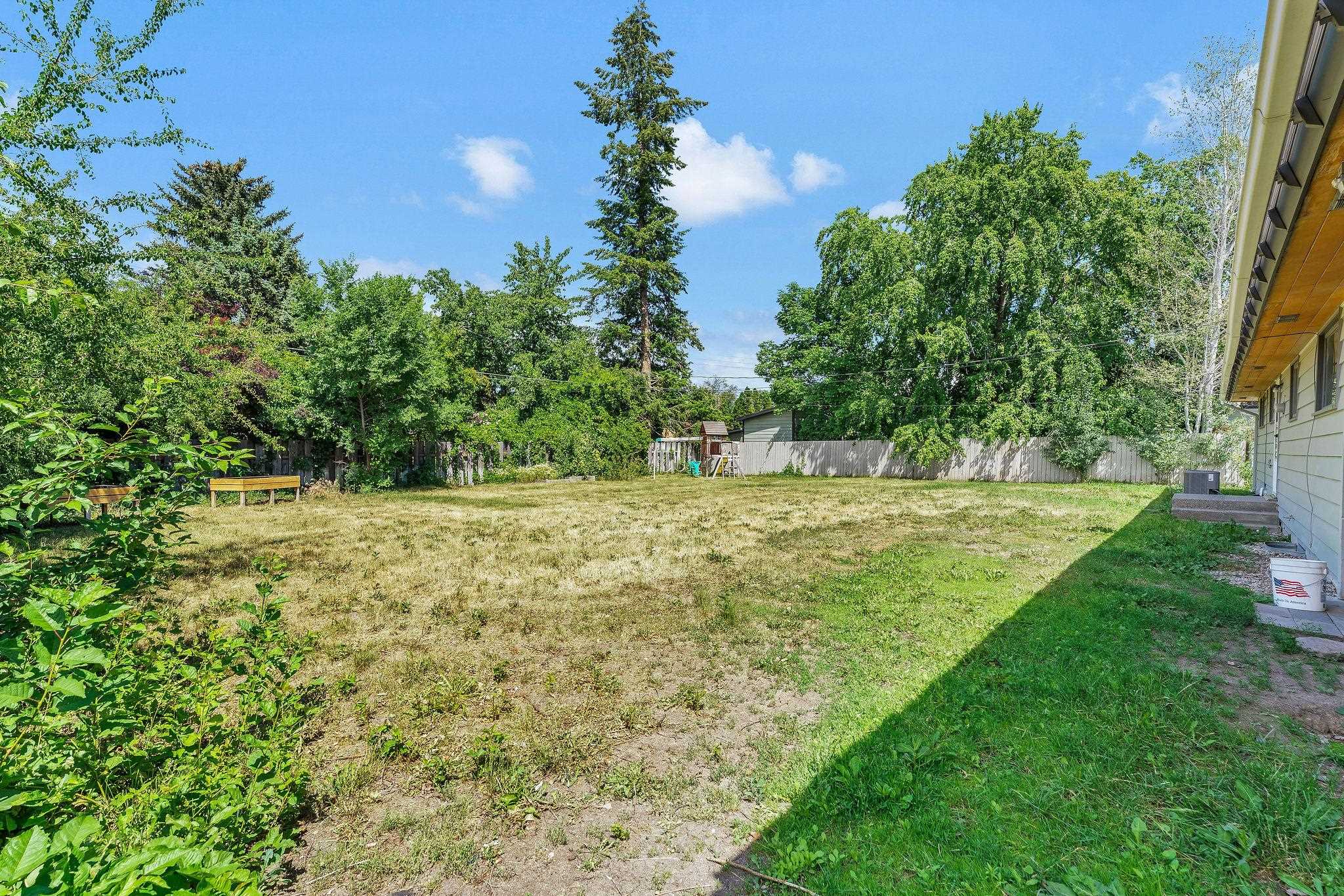 11807 E 16th Ave - Photo 40