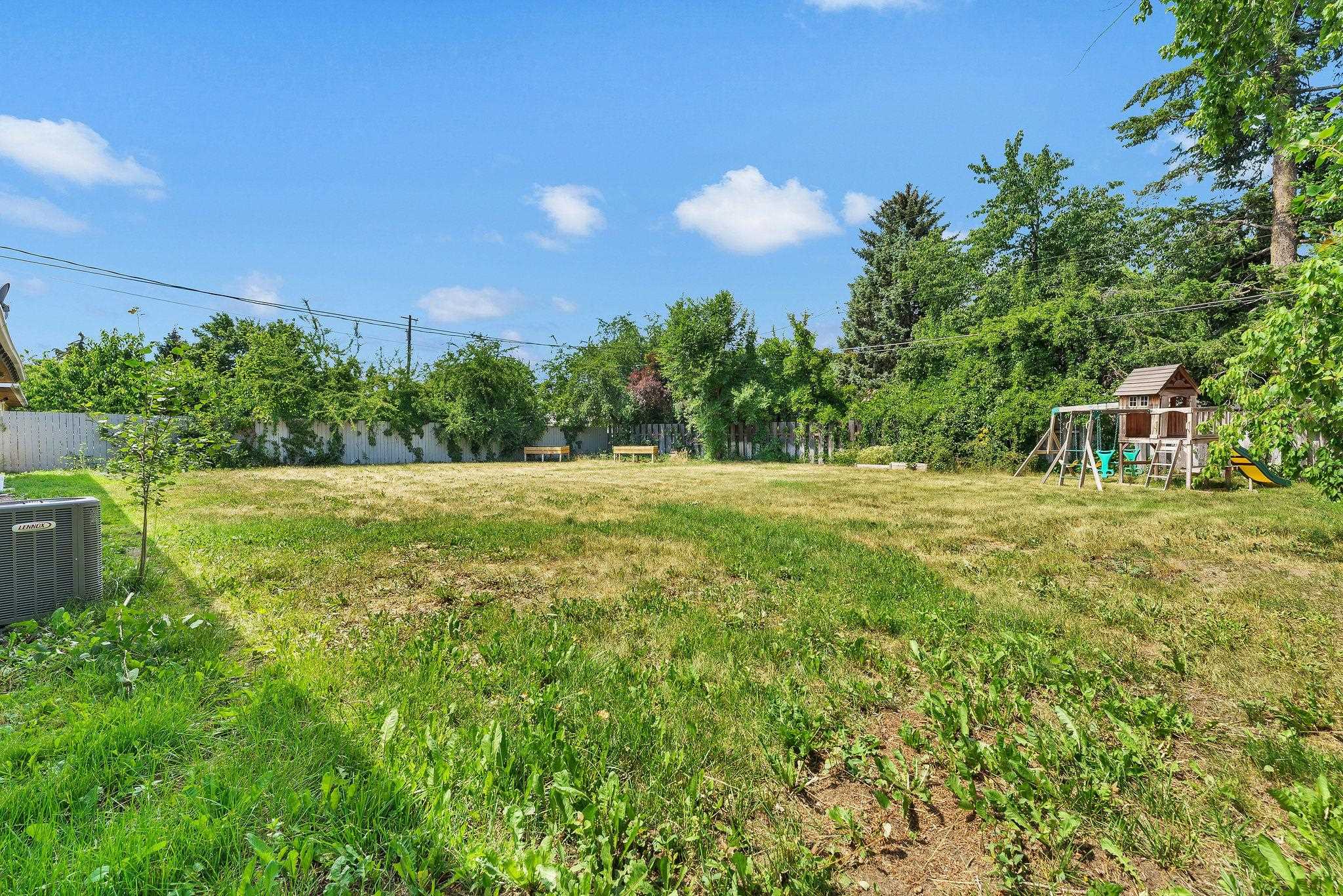 11807 E 16th Ave - Photo 45