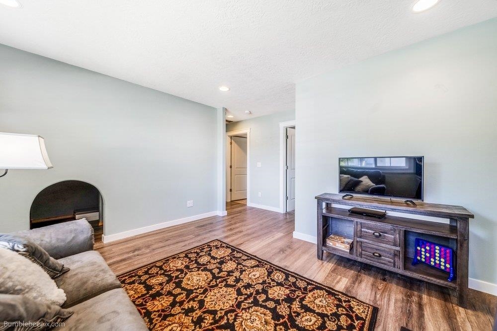 727 E Carrie Dr - Photo 34
