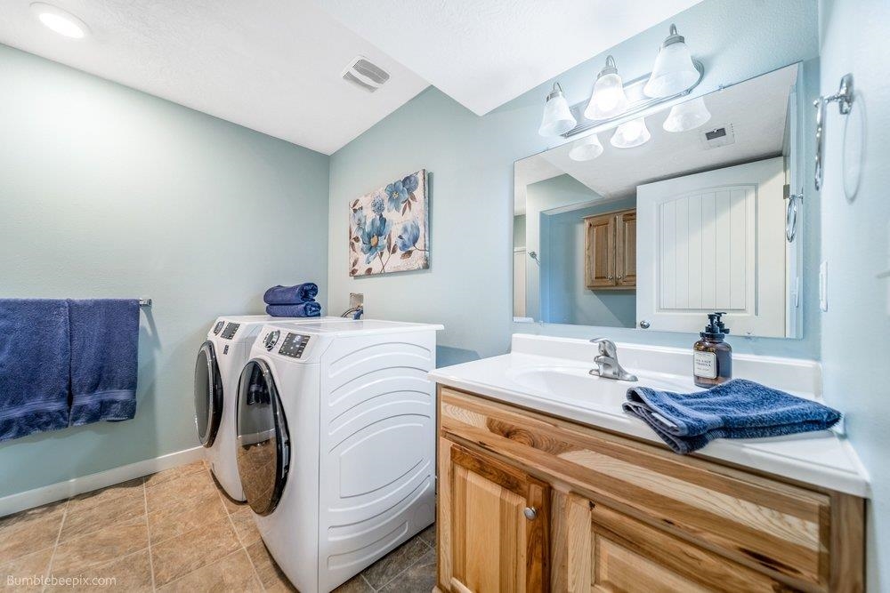727 E Carrie Dr - Photo 39