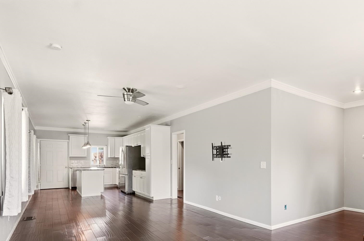 1518 W Nora Ave - Photo 5