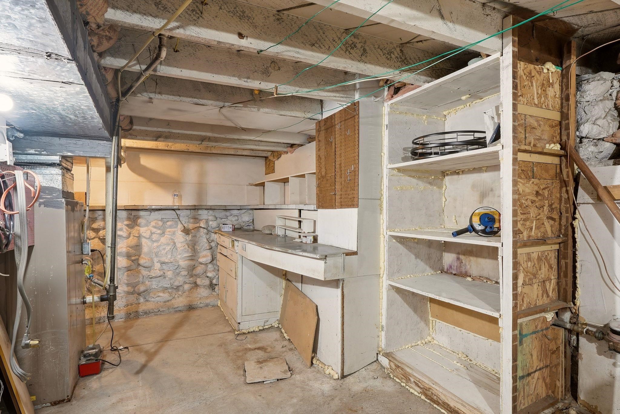 221 W Carlisle St - Photo 32
