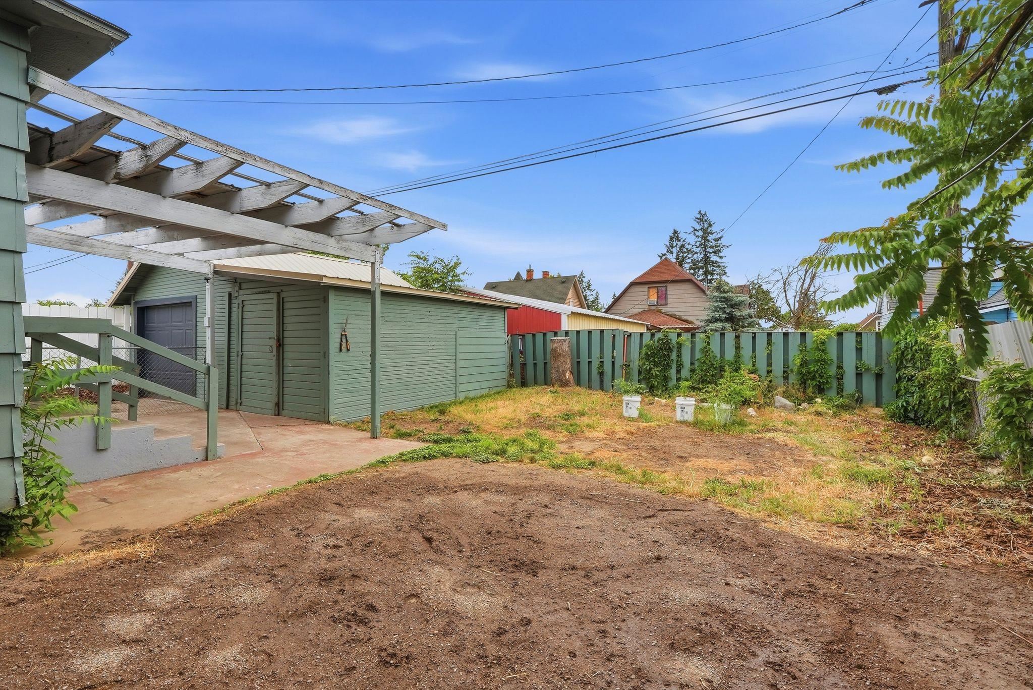 221 W Carlisle St - Photo 30