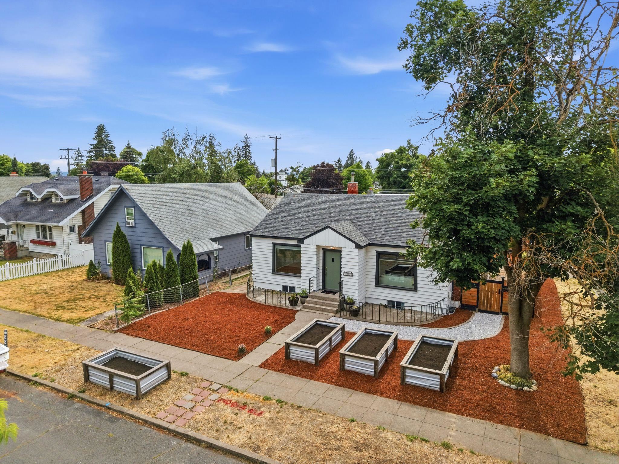 4227 N Post St - Photo 3