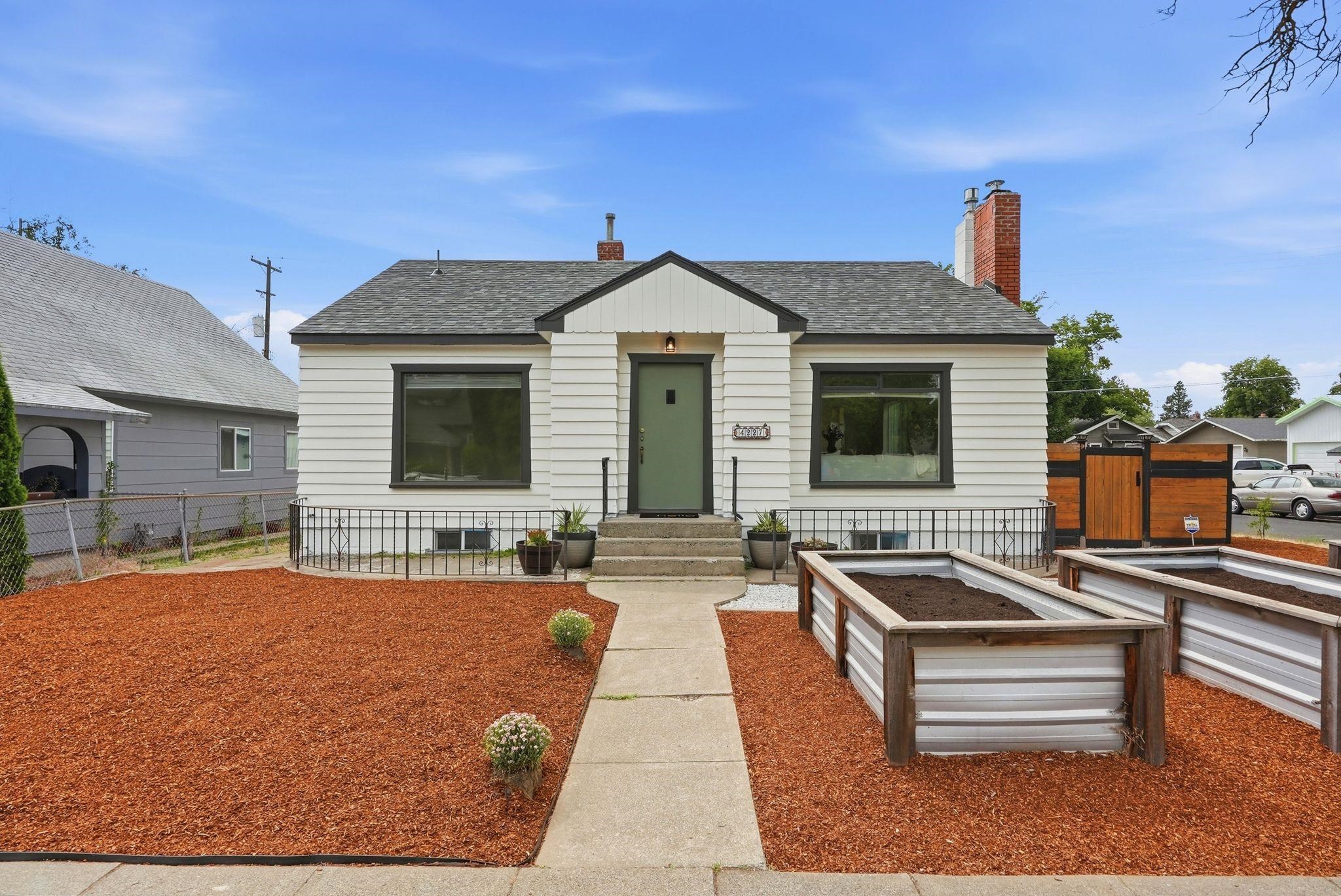 4227 N Post St - Photo 1