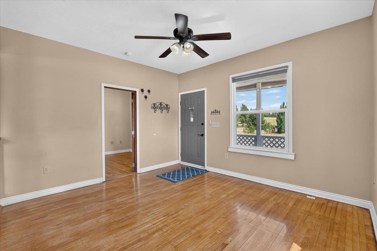 27817 N North Rd - Photo 5