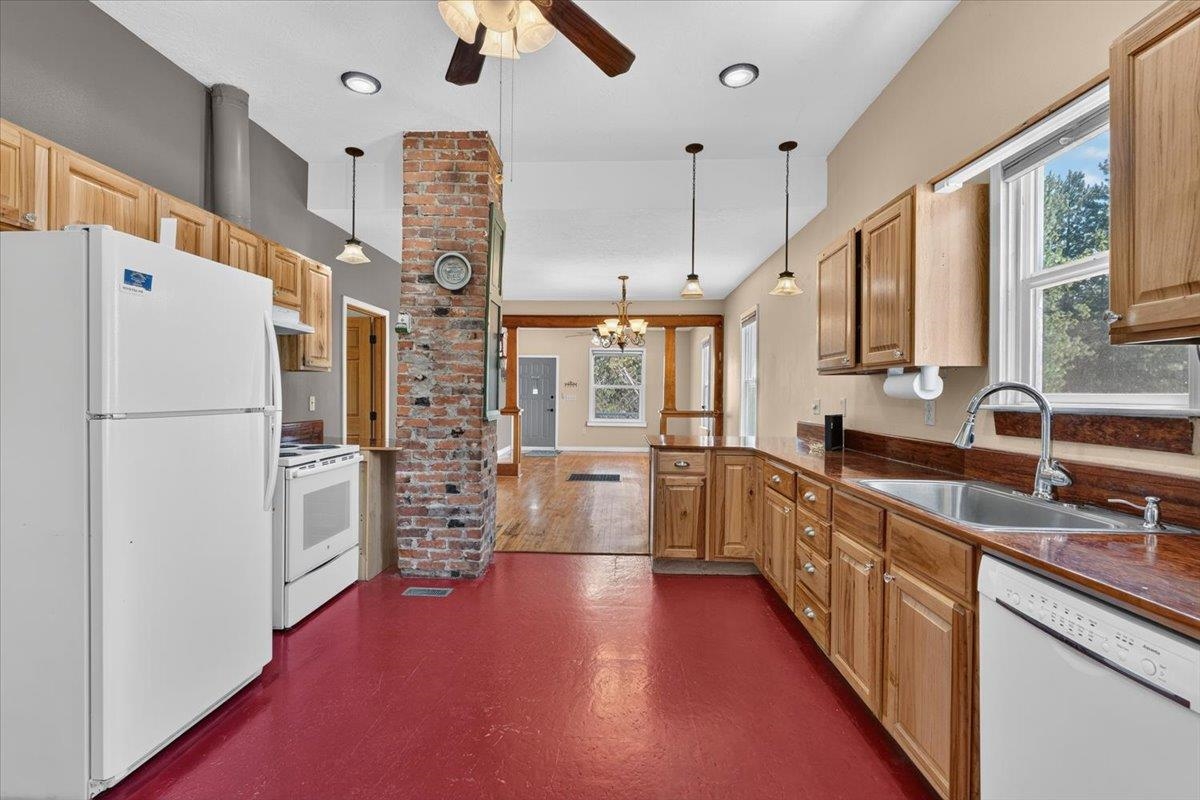 27817 N North Rd - Photo 16