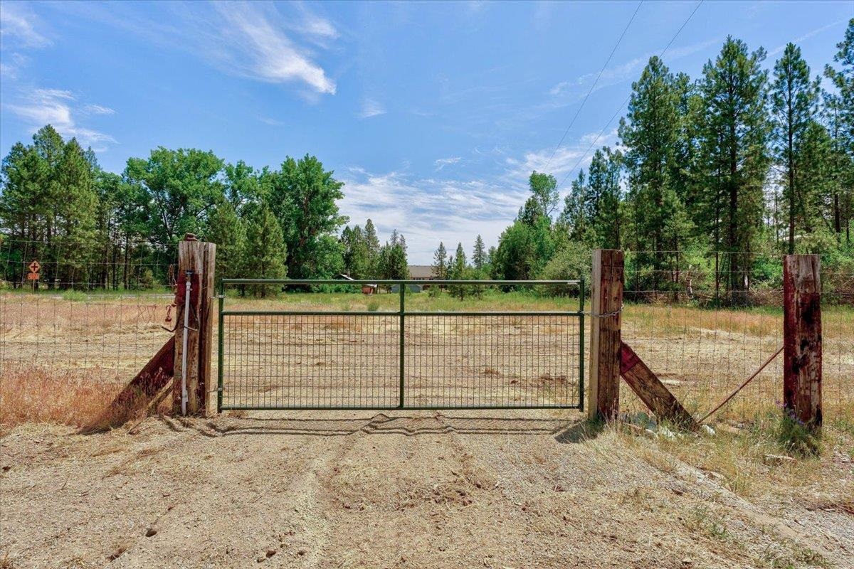 27817 N North Rd - Photo 32