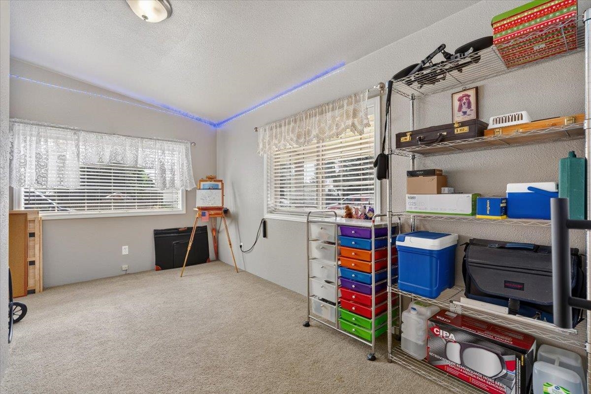 427 E 5th St - Photo 25