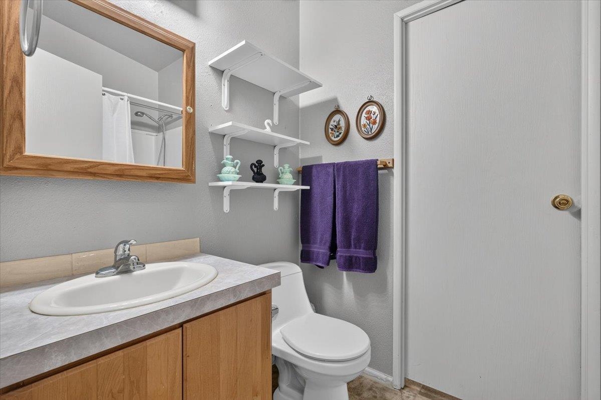 427 E 5th St - Photo 28