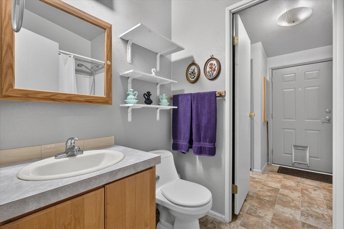 427 E 5th St - Photo 29