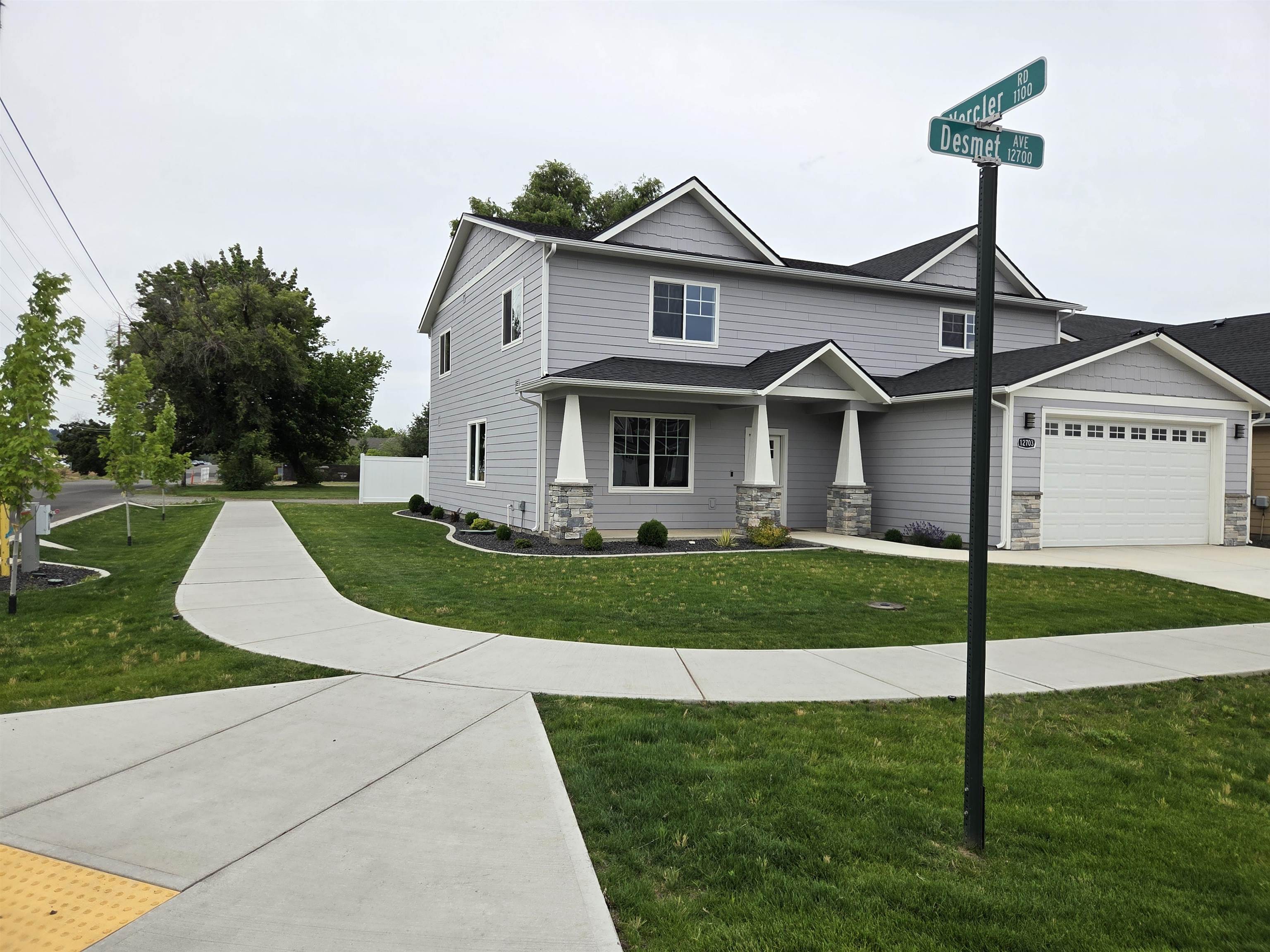 12703 E Desmet Ave - Photo 2