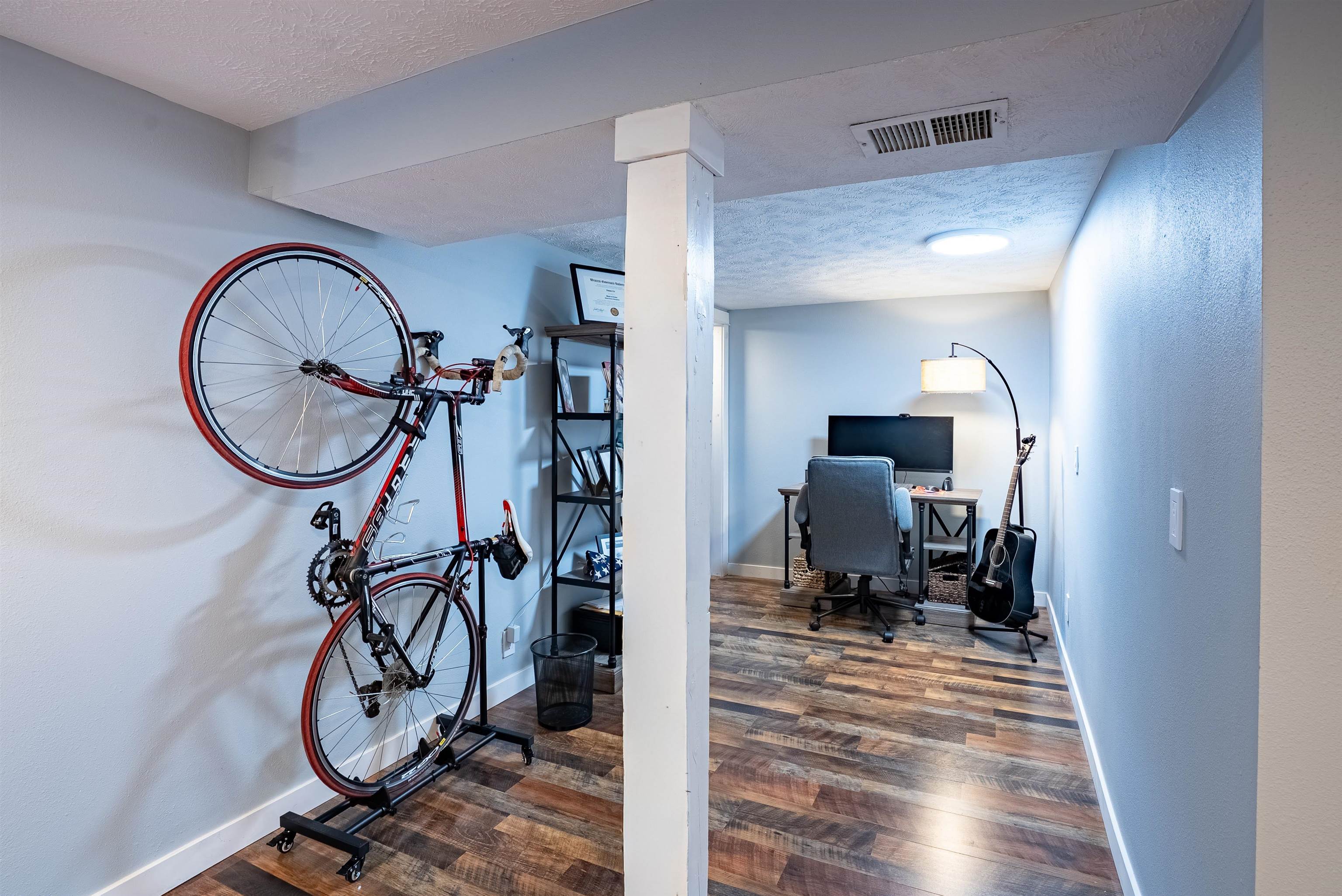 2811 E 39th Ave - Photo 19