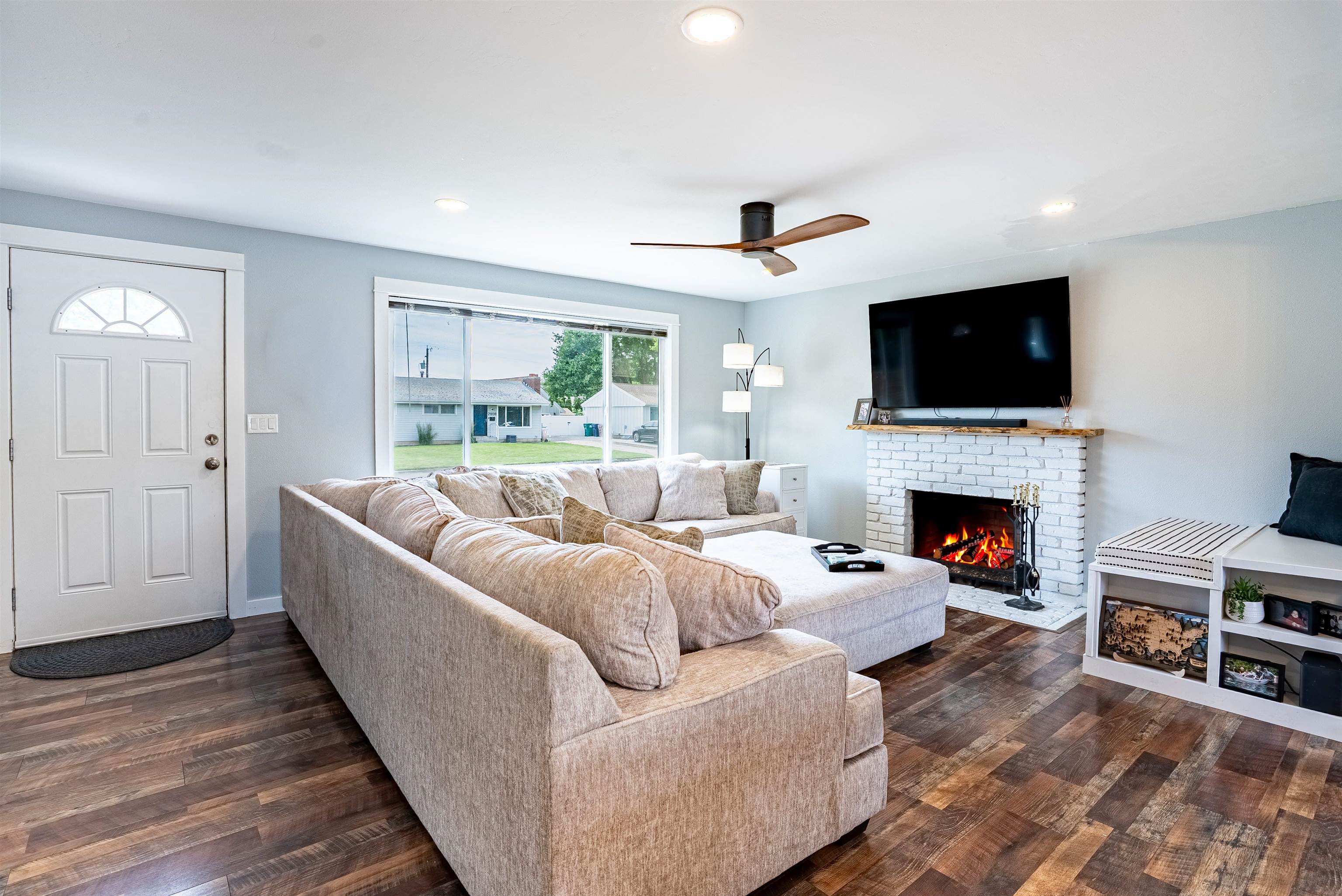 2811 E 39th Ave - Photo 26