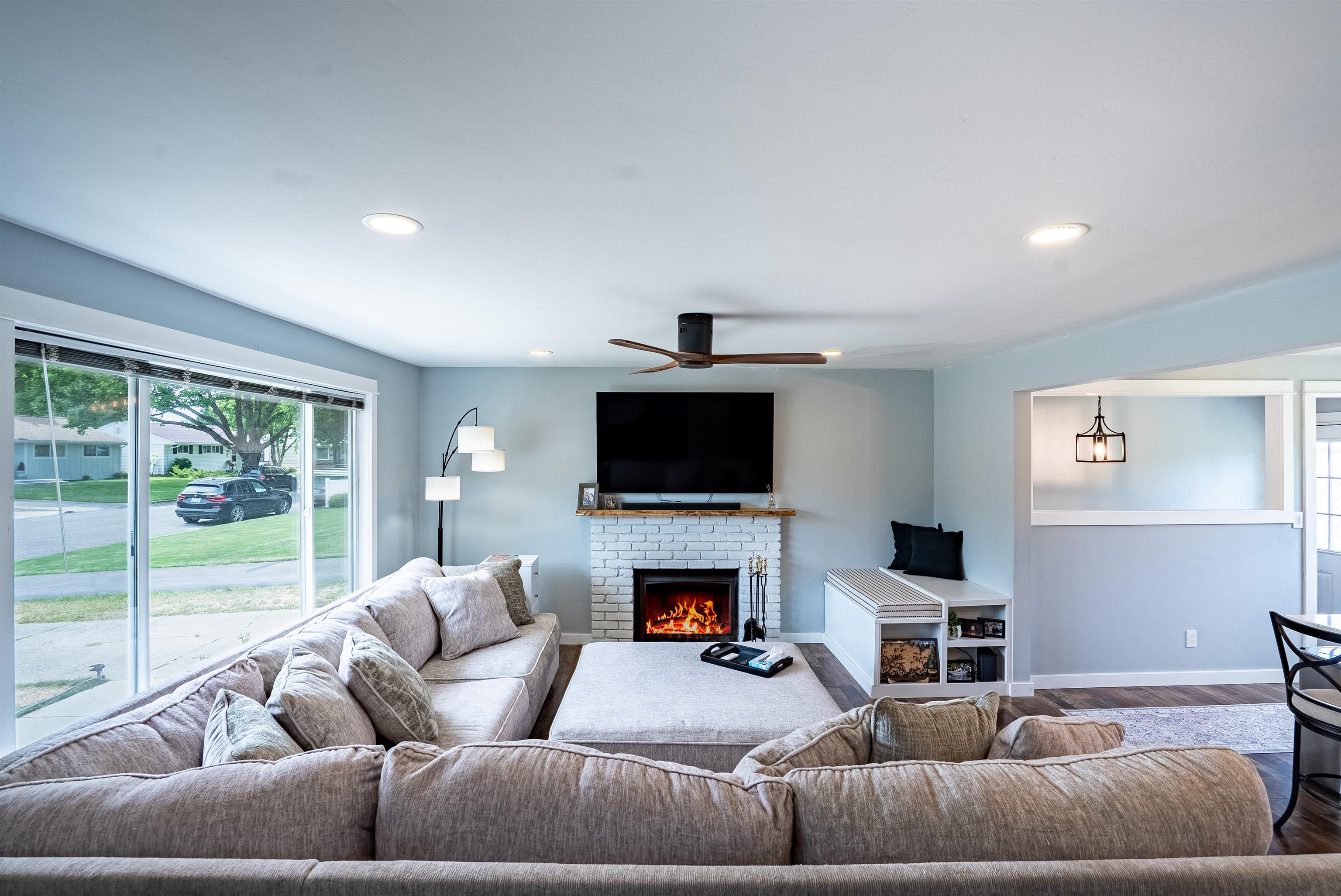 2811 E 39th Ave - Photo 28