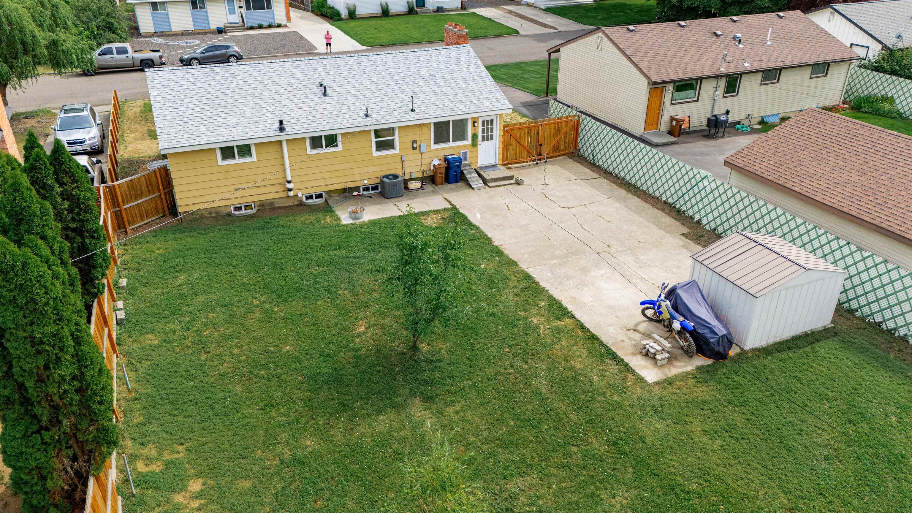 2811 E 39th Ave - Photo 29