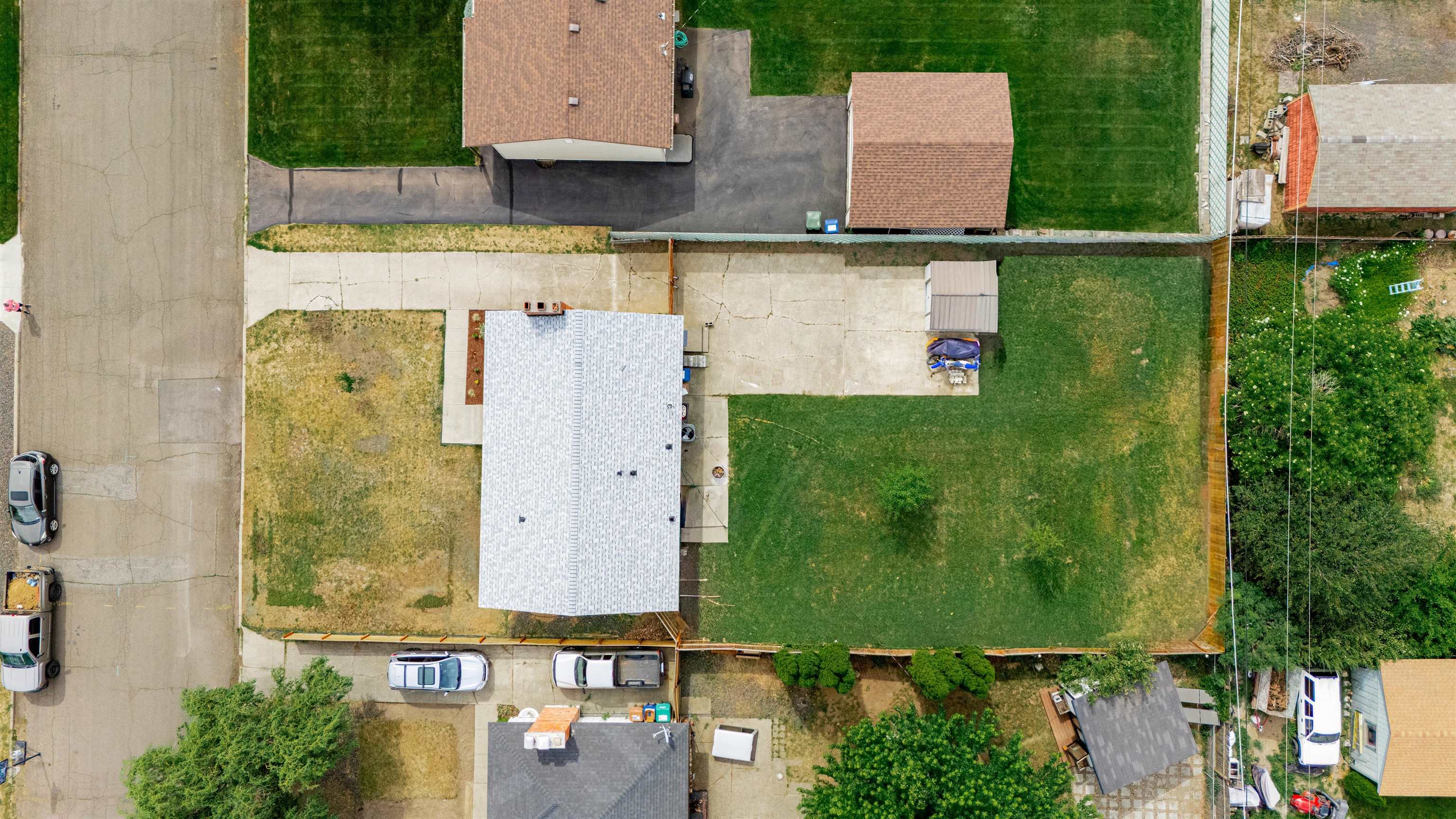 2811 E 39th Ave - Photo 30