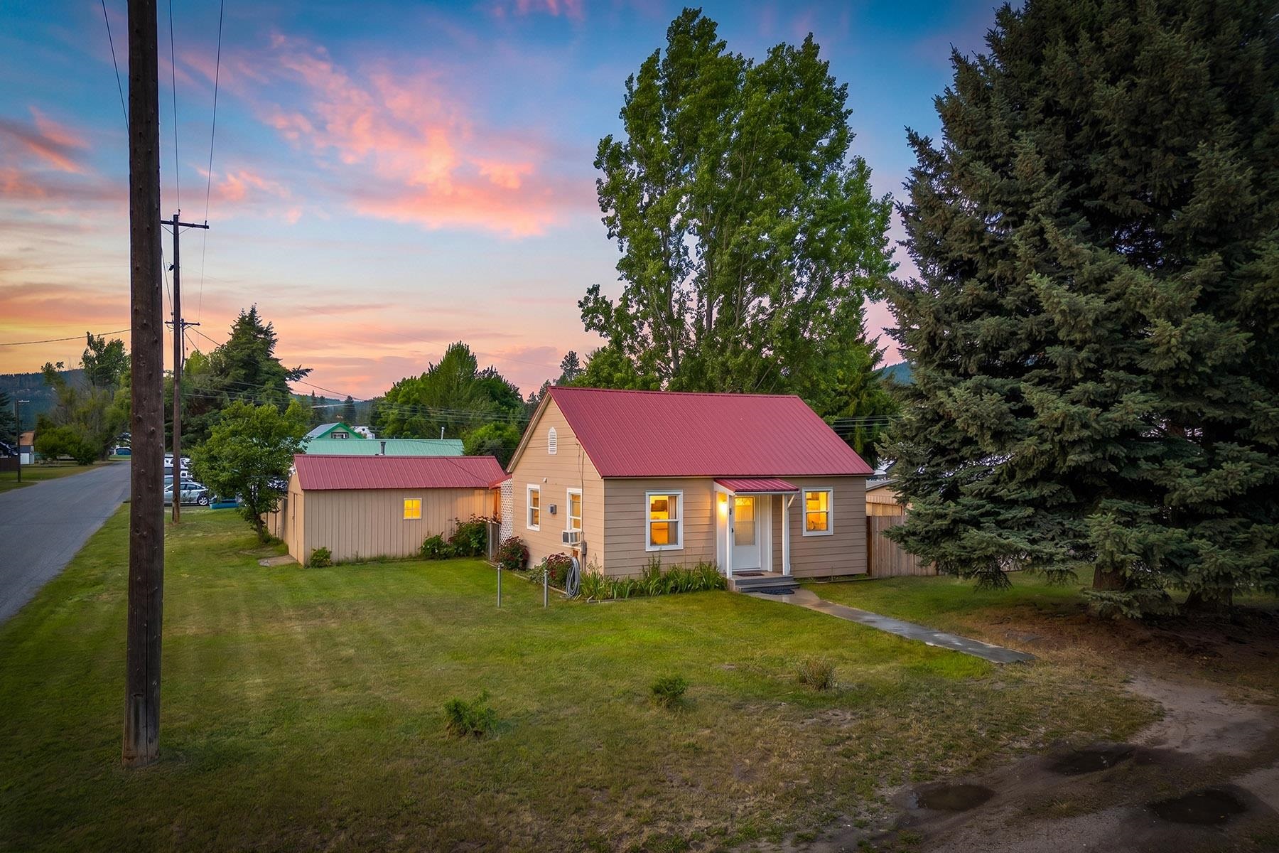 208 W Jenkins Ave - Photo 1