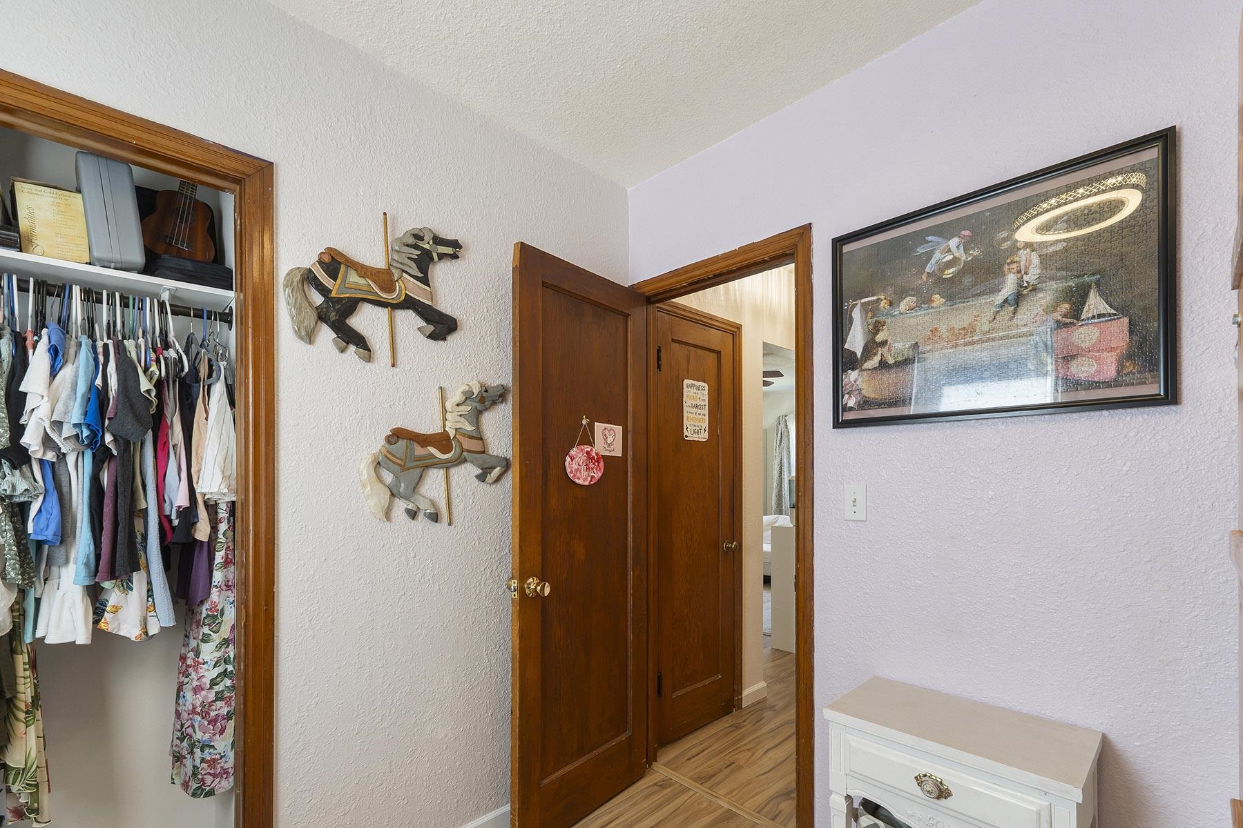 208 W Jenkins Ave - Photo 17