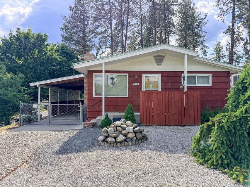 817 N Hofstetter St - Photo 2