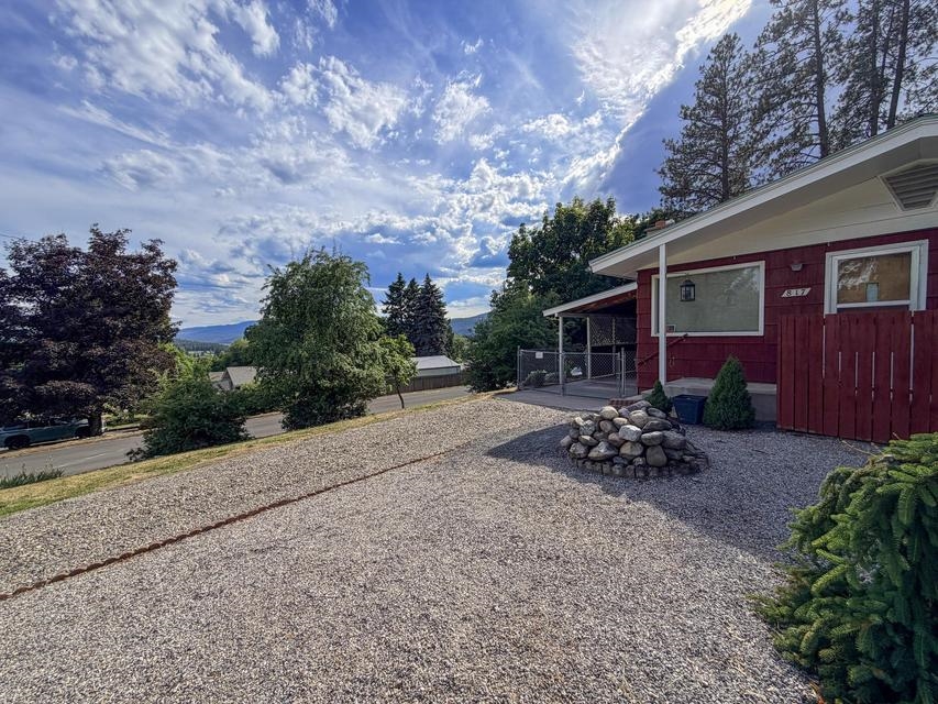817 N Hofstetter St - Photo 3