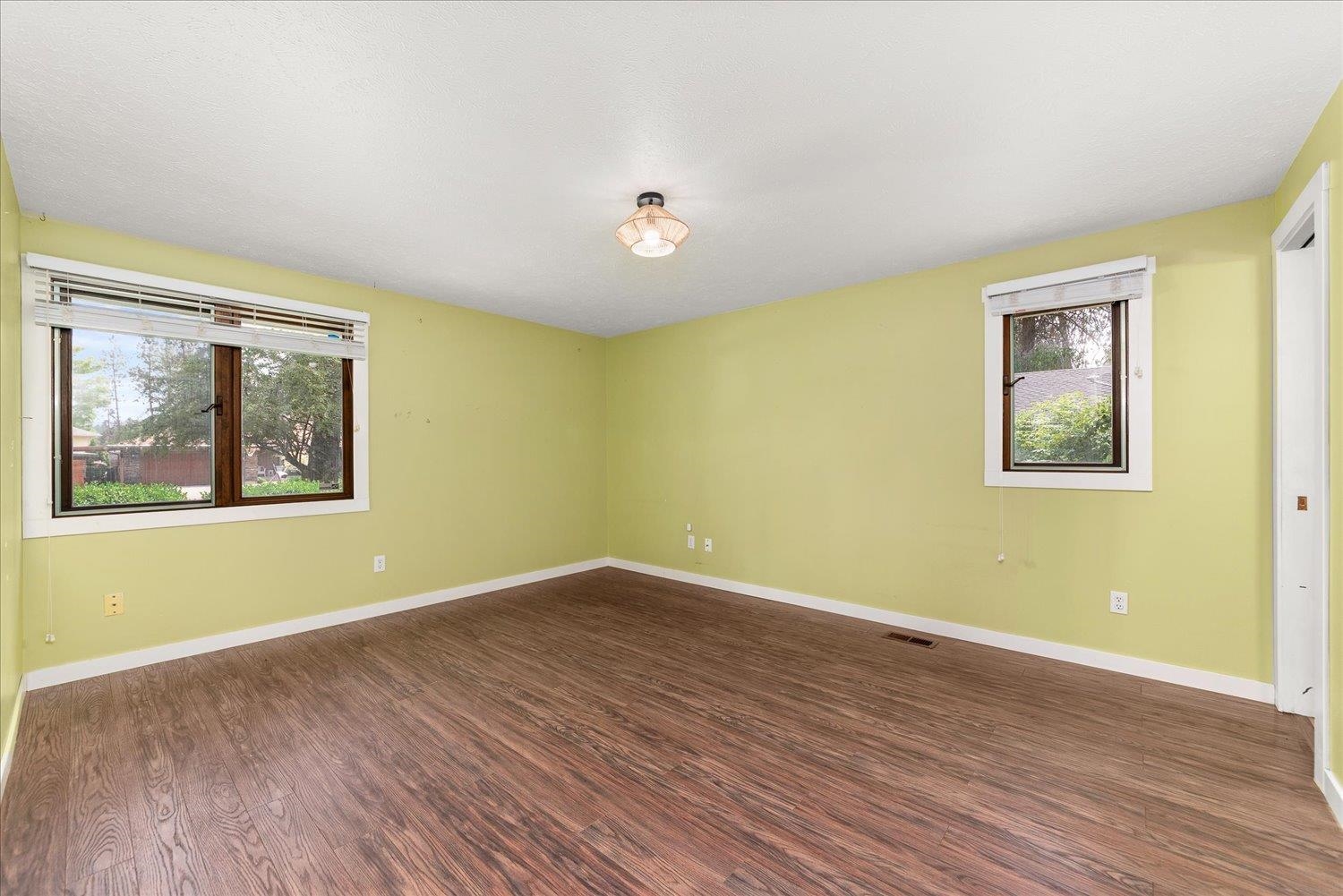 1006 W Bellwood Dr - Photo 11
