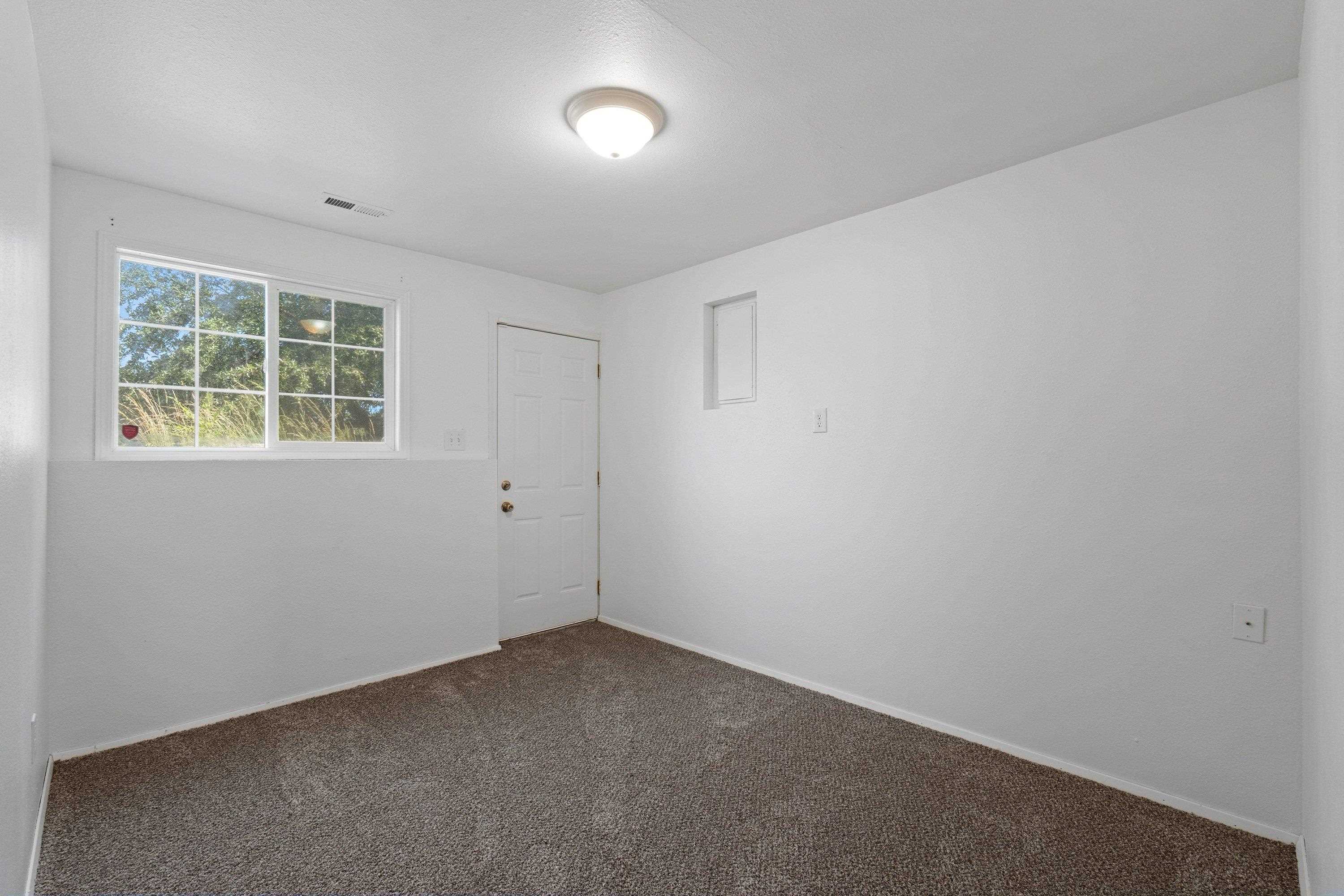 12511 E 30th Ave - Photo 22