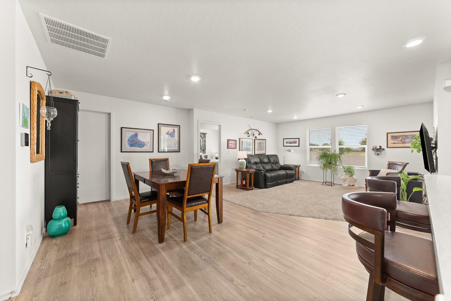 8320 S Colwood Rd - Photo 9