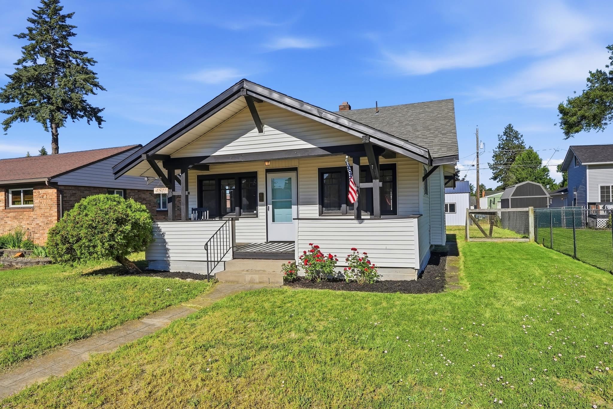 4811 N WALNUT St - Photo 1