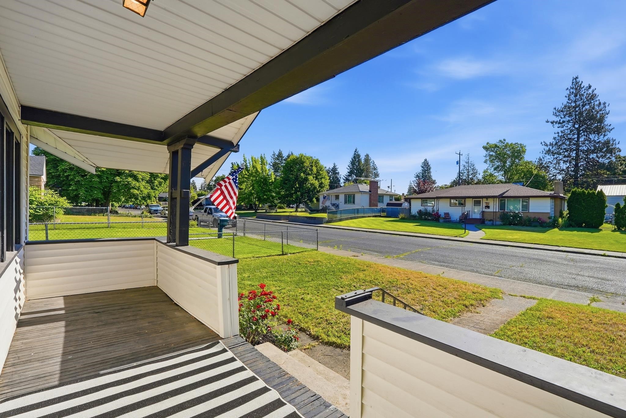4811 N WALNUT St - Photo 3