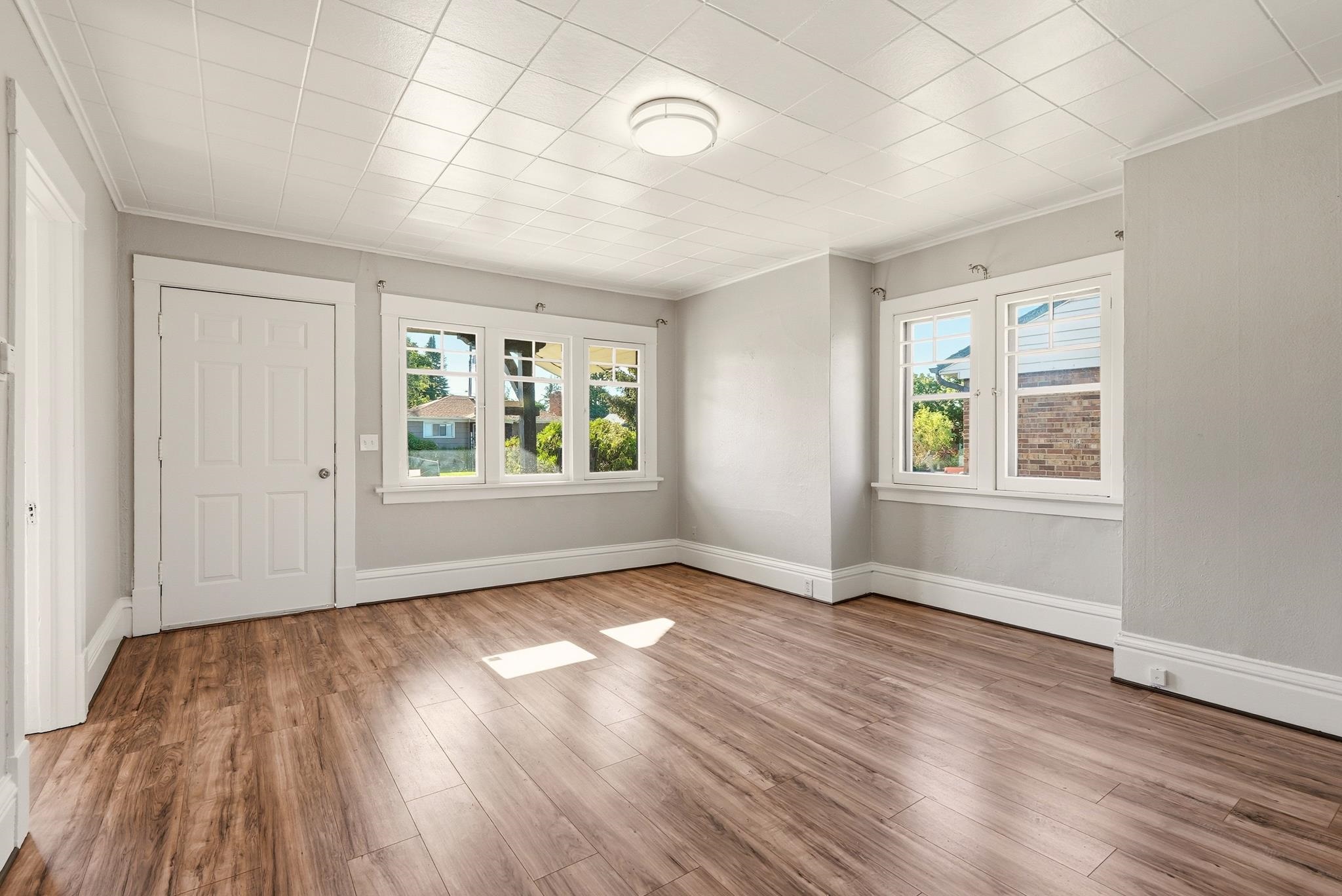 4811 N WALNUT St - Photo 4