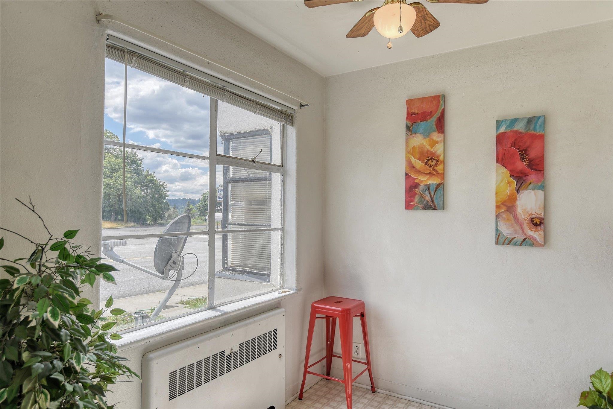 2214 W Northwest Blvd - Photo 5