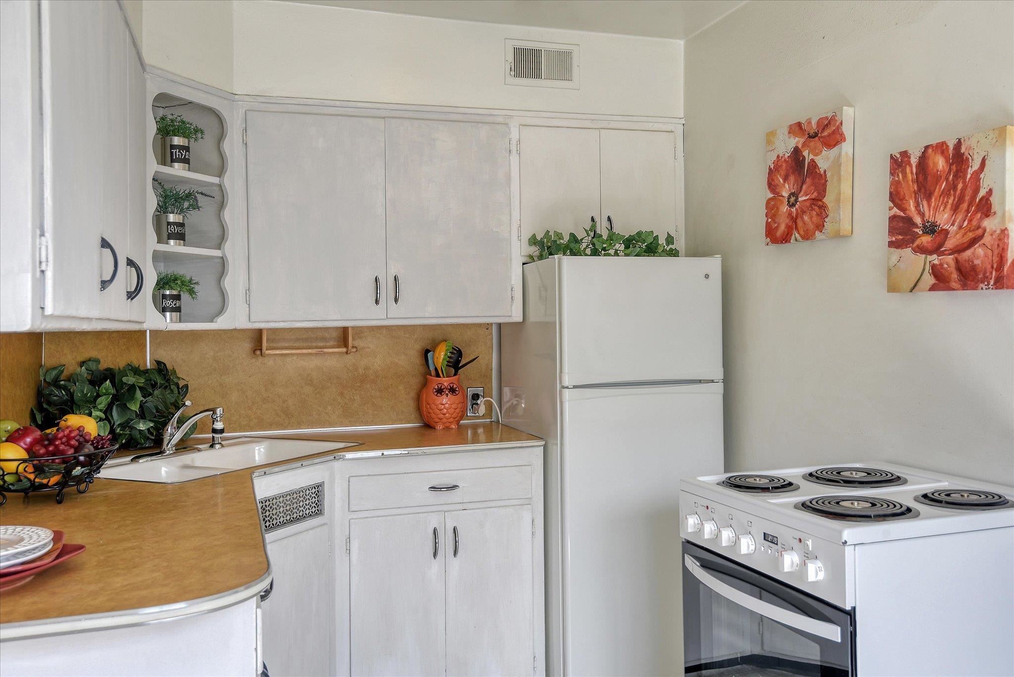 2214 W Northwest Blvd - Photo 9