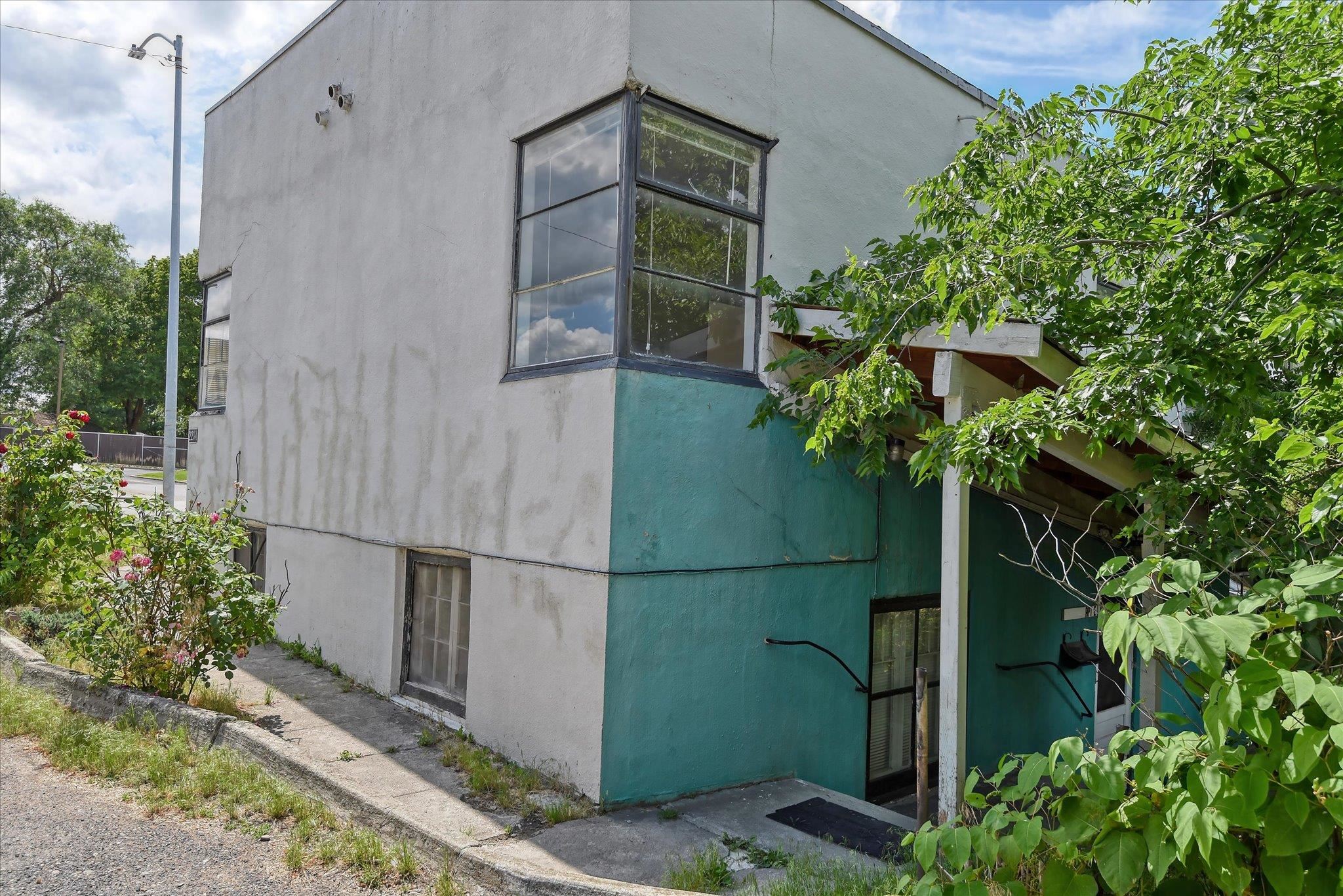 2214 W Northwest Blvd - Photo 17