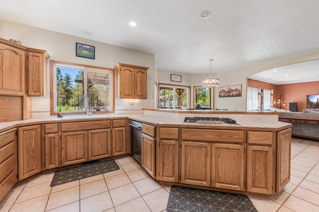 8217 W Rutter Pkwy - Photo 11