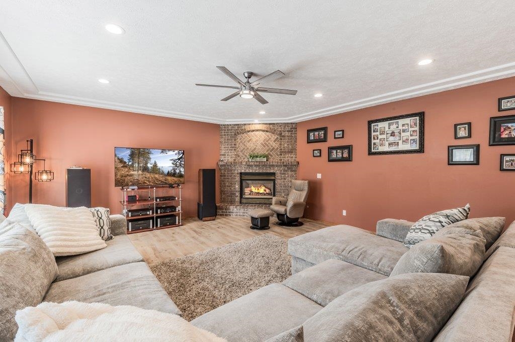 8217 W Rutter Pkwy - Photo 14